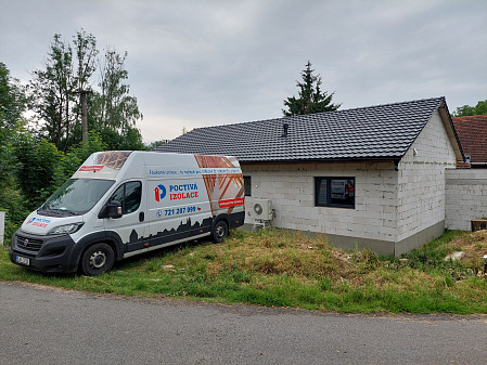 Izolace stropu novostavby ve Skořenicích